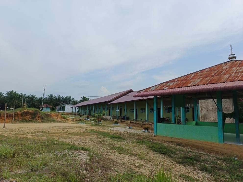 LINGKUNGAN SEKOLAH